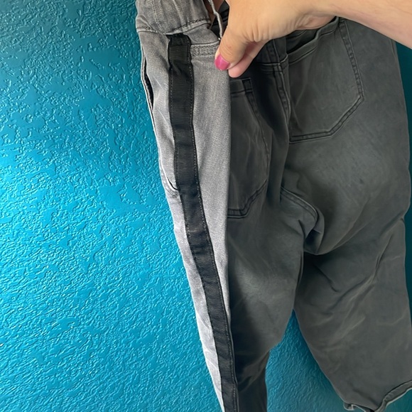 Gray denim ankle pants, Torrid size 0, pull on, elastic waist with tie detail. - Picture 6 of 6